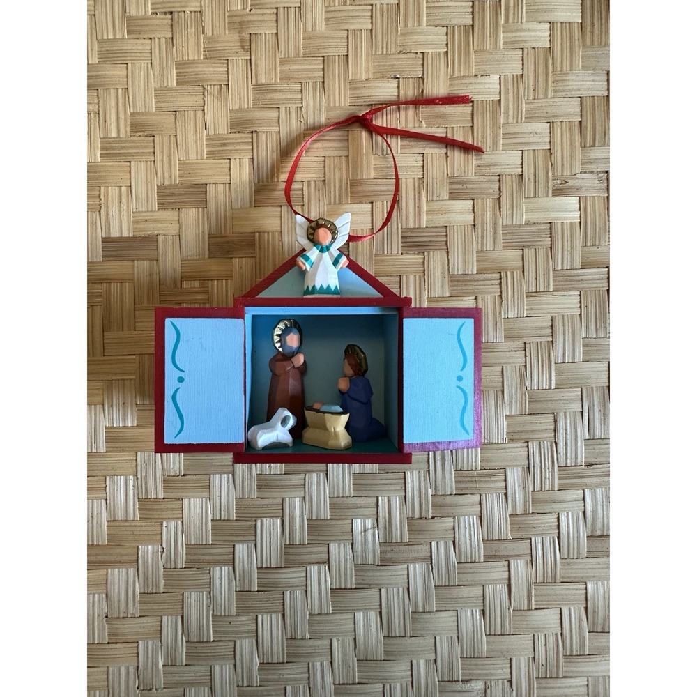 Hallmark Miniature Creche Christmas Tree Ornament Jesus Birth 1989 Used